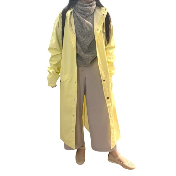 NWT Rains Long Jacket In Straw Yellow - Picture 5 of 8